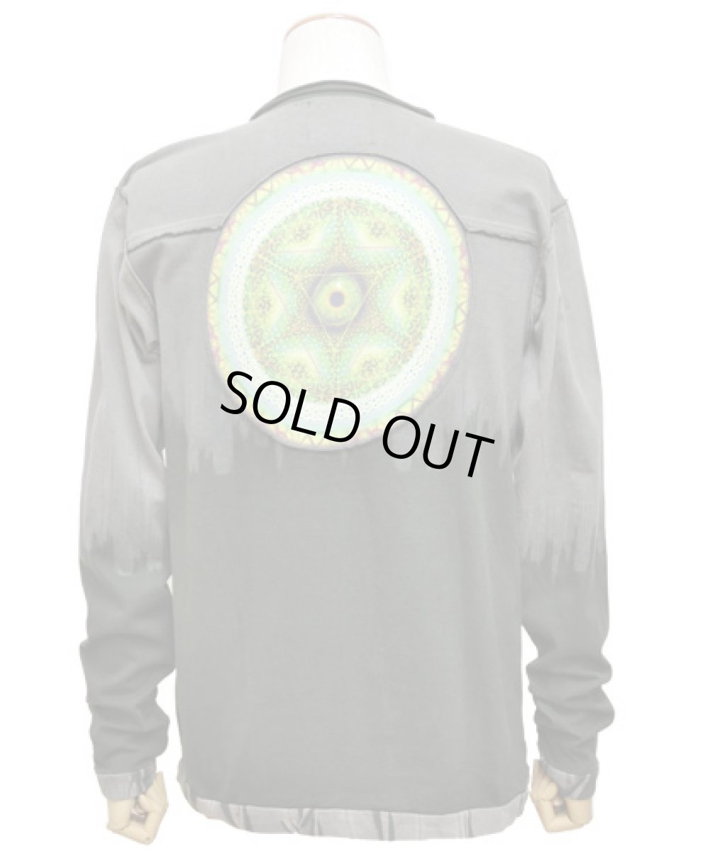 画像4: PUMAYANA メンズ・長袖カットソー「Nao / グレー×グリーン」 (4)