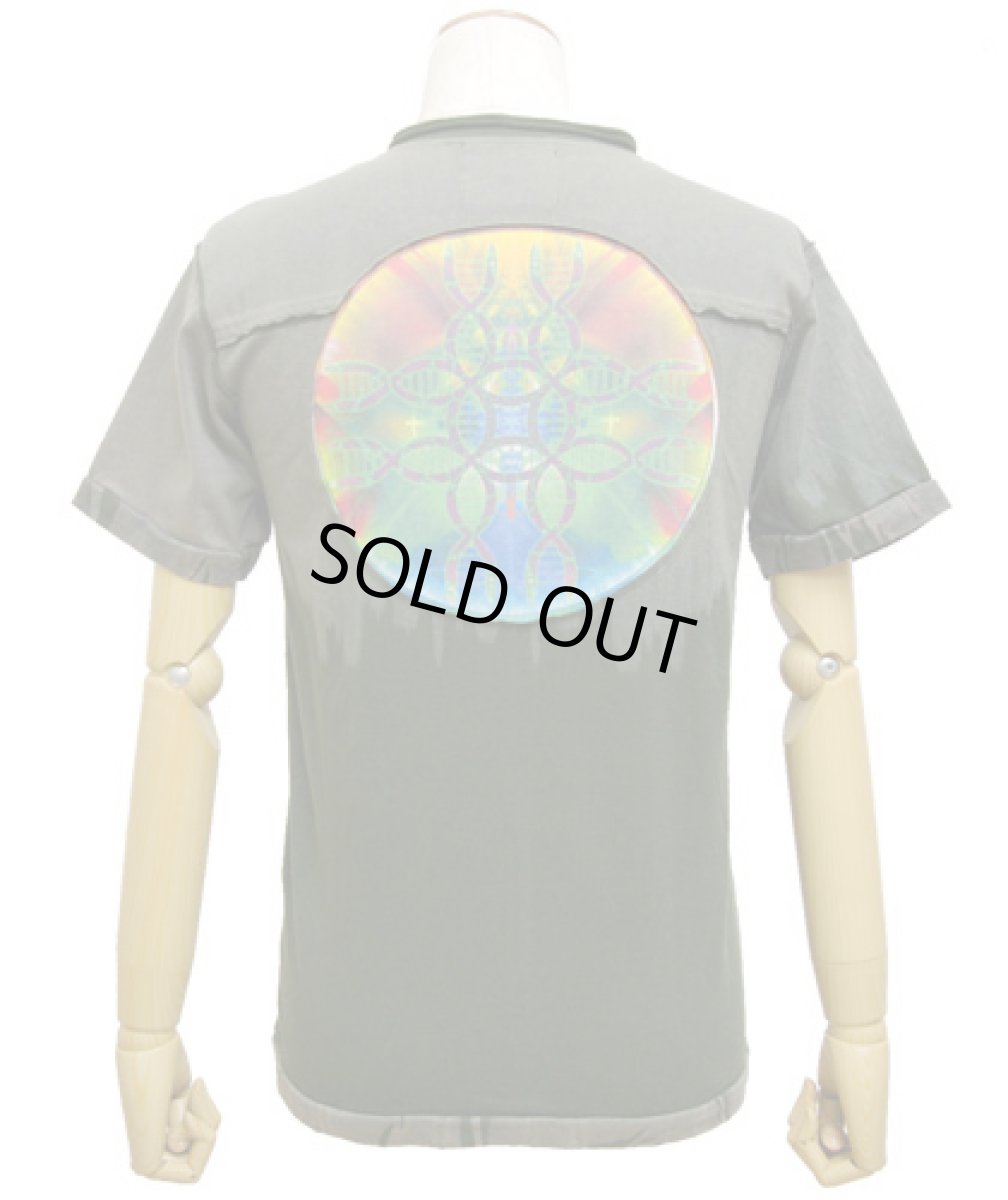 画像3: PUMAYANA メンズ・Vネック半袖Tシャツ/グレー×グリーン (3)