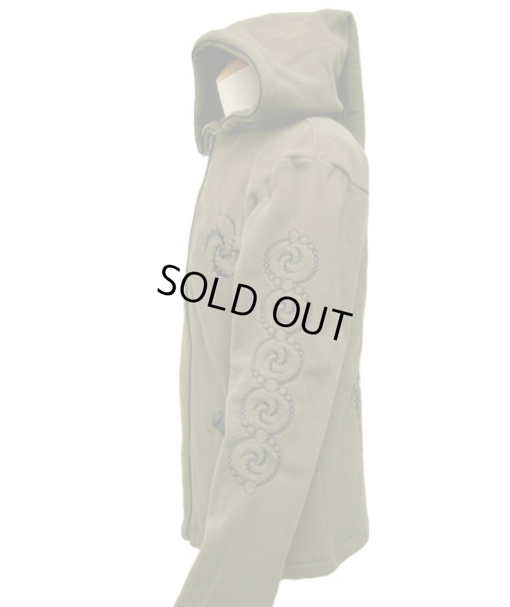 画像2: SPACE TRIBEユニセックス・フリースパーカー「Black Triskelion/カーキ」 (2)