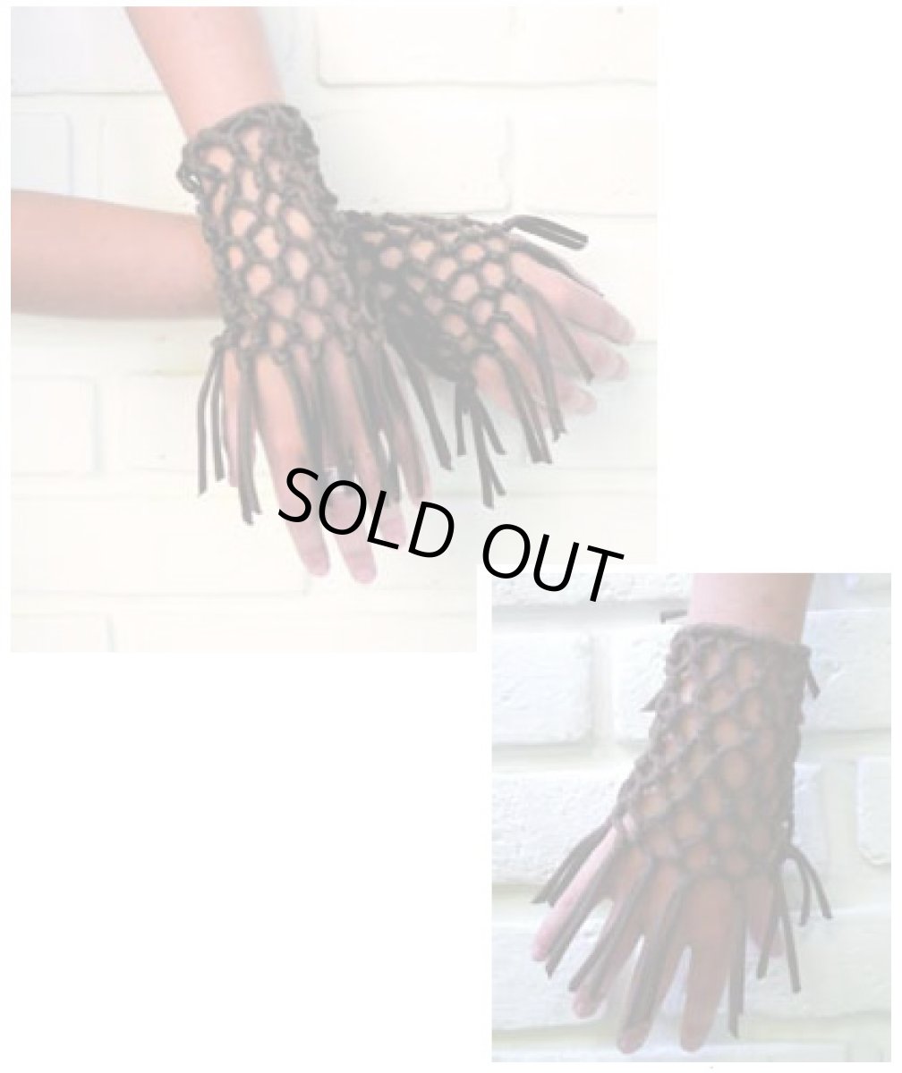 画像3: KAYO - Anime Clothing ハンドアクセサリー「Goddess Hand Cuff / ホワイト」 (3)