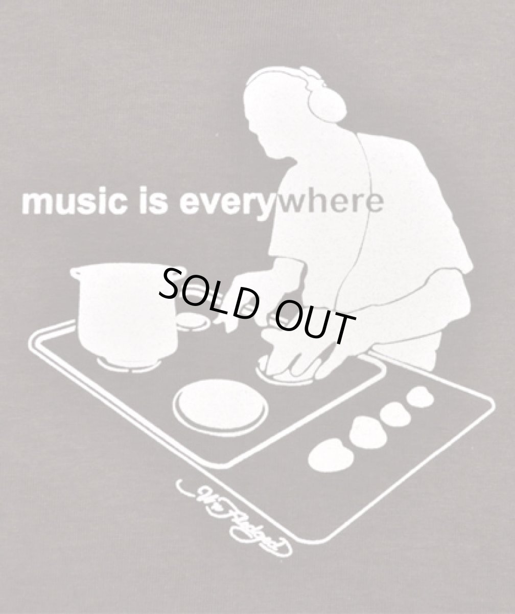 画像4: メンズ・Tシャツ「Music is Everywhere  / ブラウン」 (4)