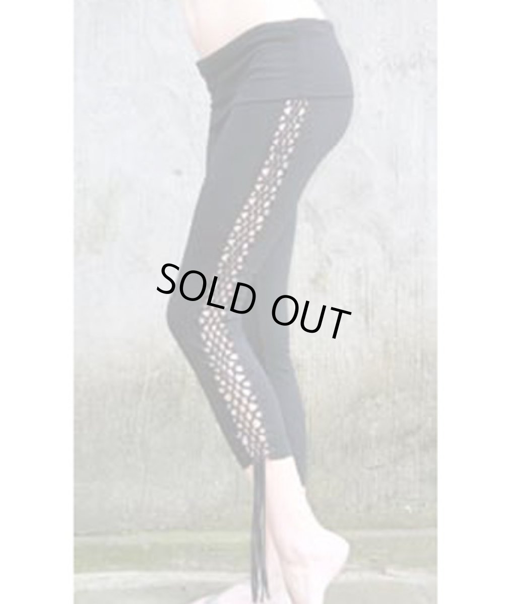 画像1: KAYO - Anime Clothing  レギンス「Shimmy Macrame Legging / ブラック」 (1)