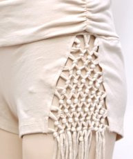 画像3: KAYO - Anime Clothing  レディース・パンツ「Shimmy Shorts / ベージュ」 (3)