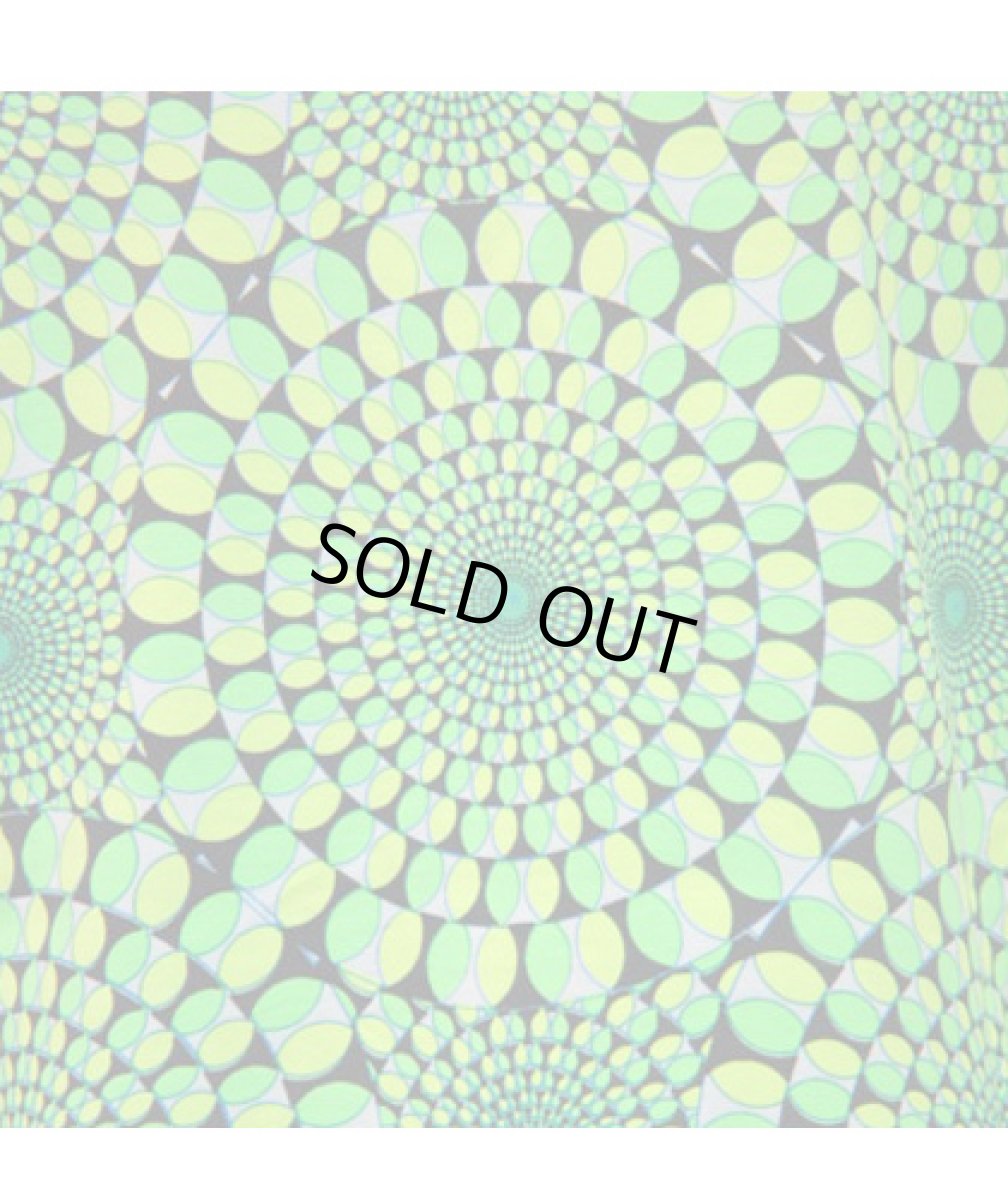 画像4: SPACE TRIBEオールプリント・メンズTシャツ「Lime Dynamo」 (4)