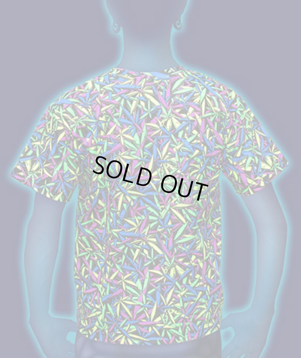 画像2: SPACE TRIBEメンズ・Tシャツ「クラシックサイズ - Purple Haze Weed」 (2)