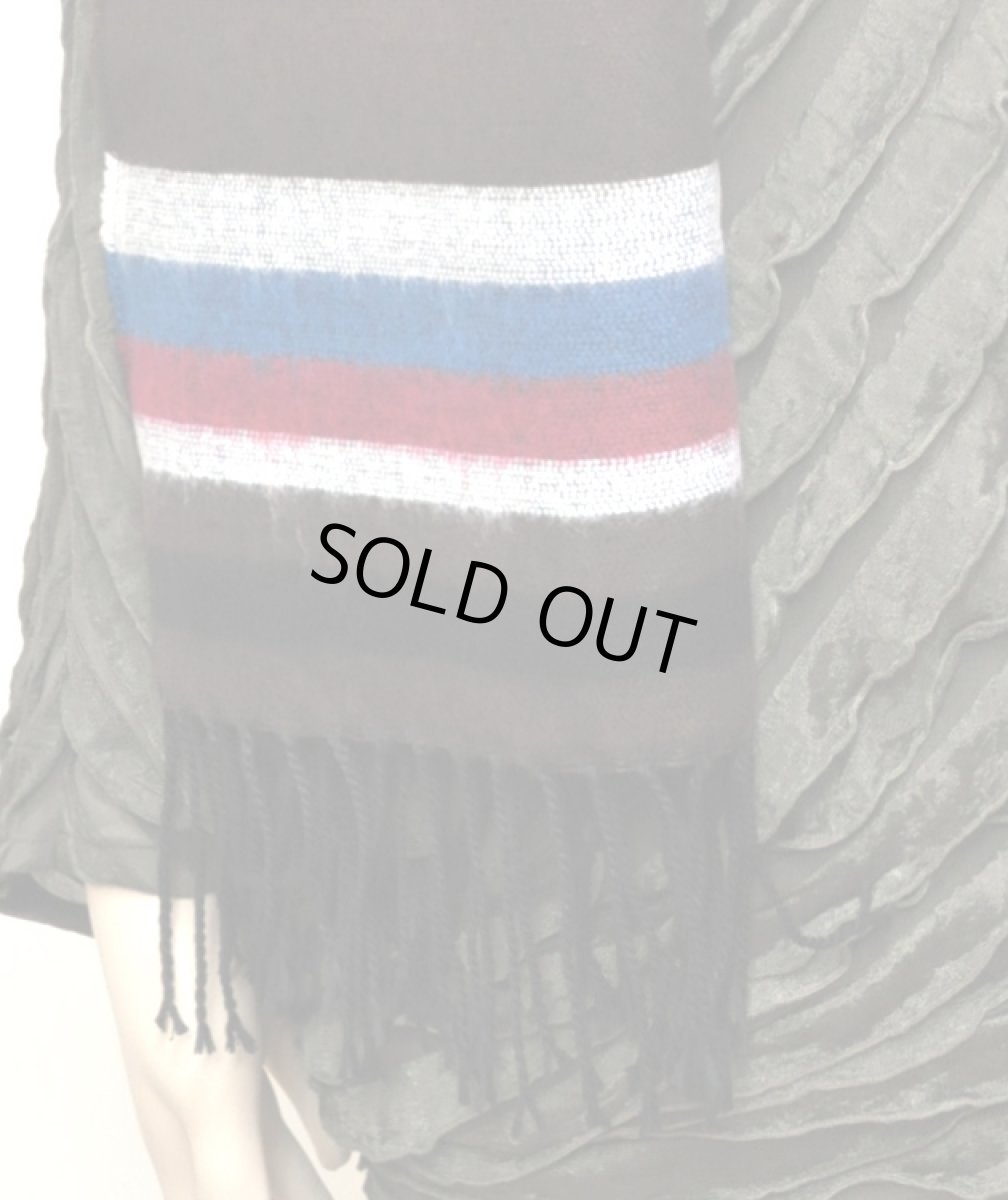 画像2: オルテガ柄・ボリュームマフラーストール／ブラウン (2)