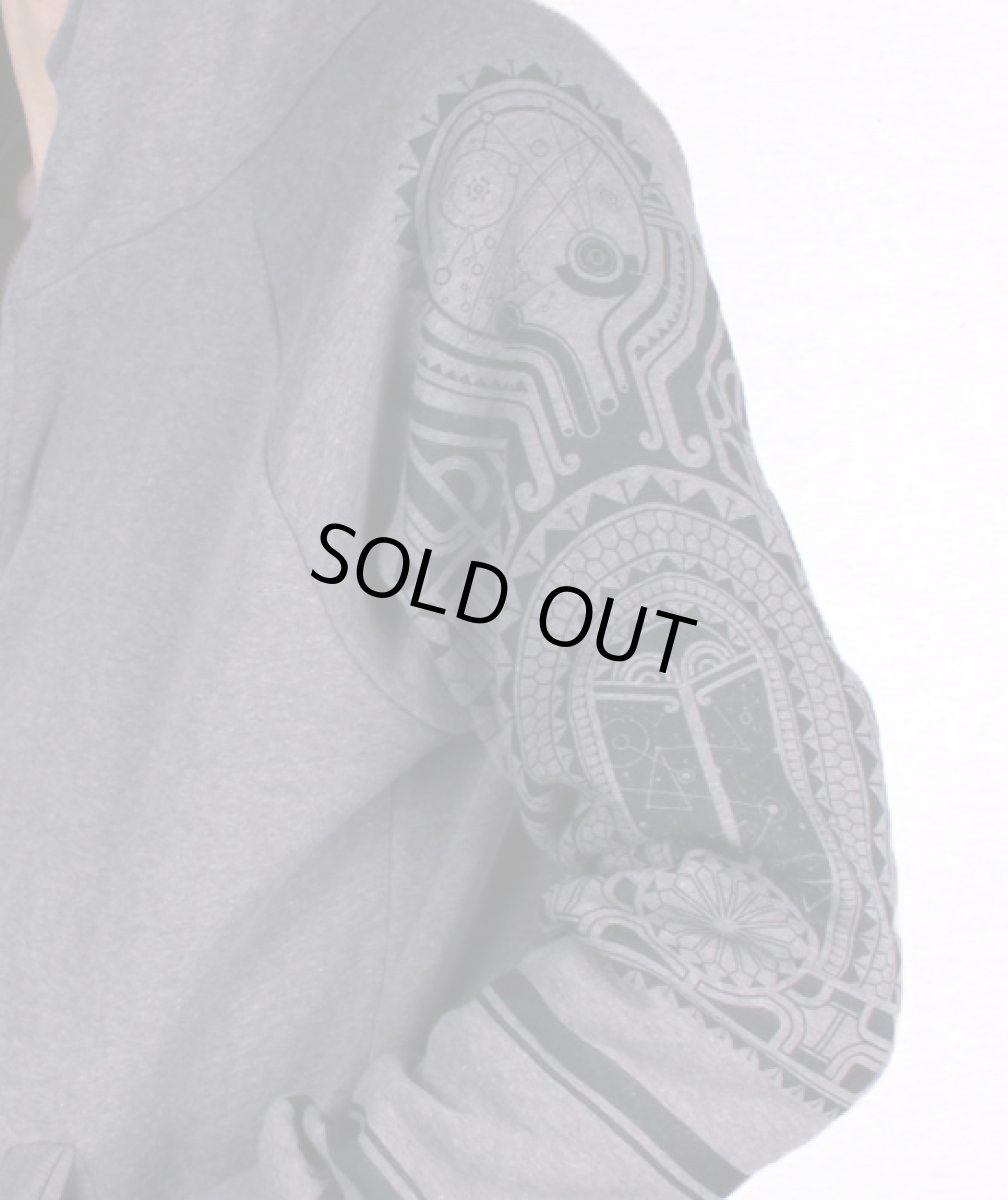 画像2: PLAZMA メンズ・ジップアップ・パーカー「Mauri / チャコール」 (2)