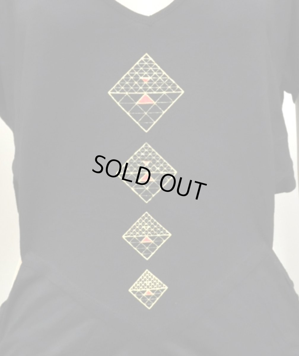 画像5: KAYO - Anime Clothing フード付きチュニック「Pyramid Print Hoodie / ブラック」 (5)