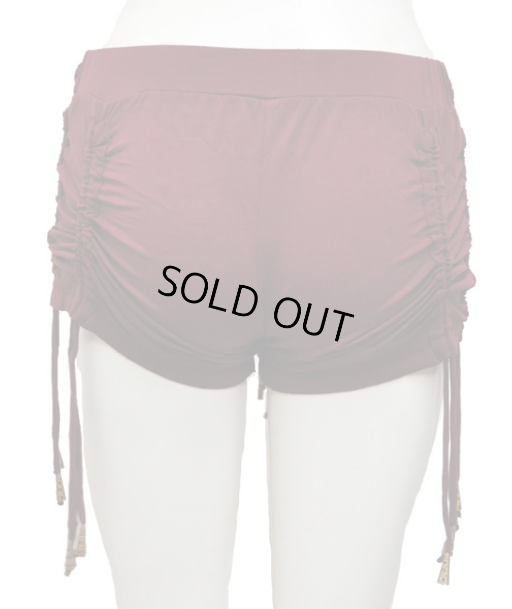 画像4: KAYO - Anime Clothing  ショートパンツ「Diamond String Shorts / マルーン」 (4)