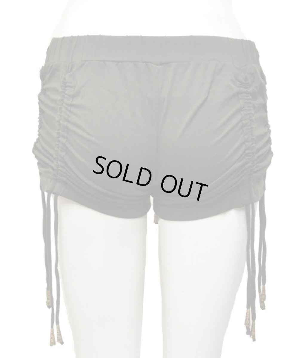 画像4: KAYO - Anime Clothing  ショートパンツ「Diamond String Shorts / オリーブ」 (4)