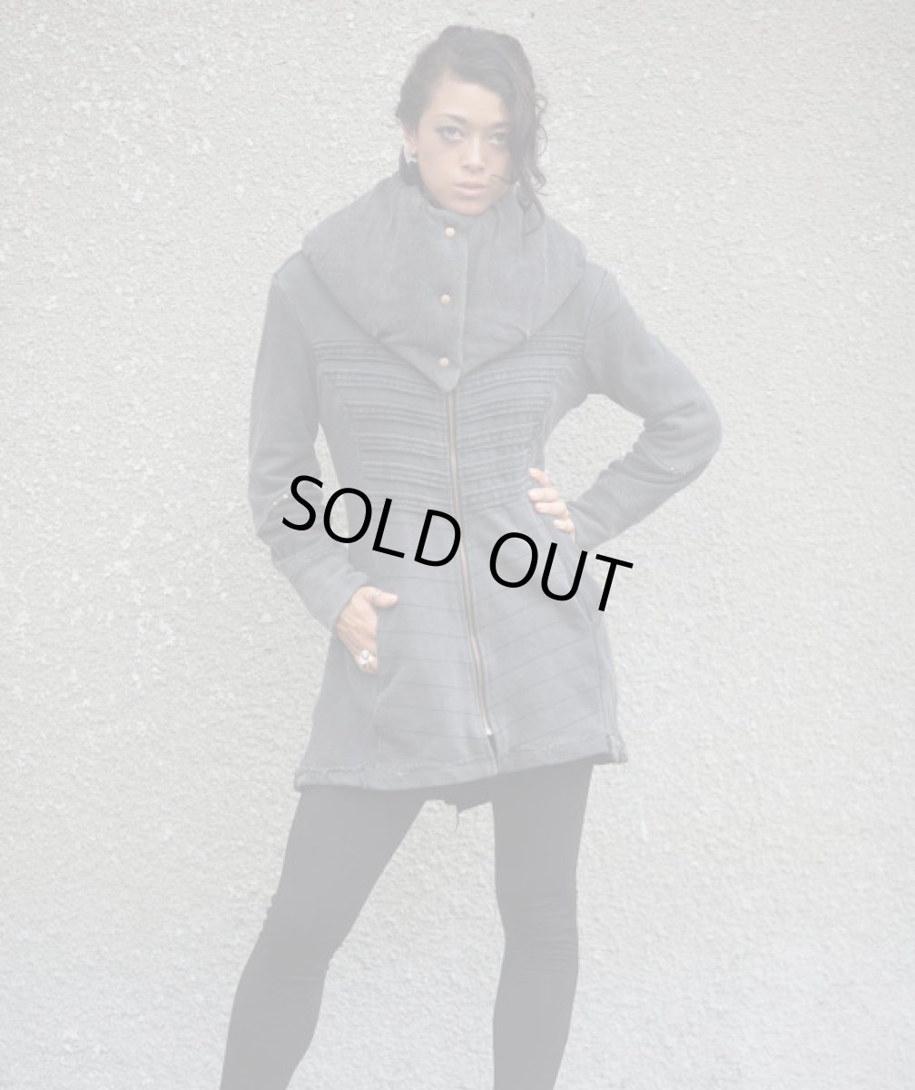 画像2: KAYO - Anime Clothing レディース・ロングジャケット「New Puff Collar Long Jacket/ストーンウォッシュ」 (2)