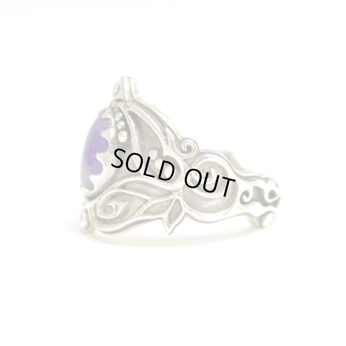 画像2: SHANTI RIOT リング／スギライト・蓮と羽　＃16号サイズ (2)