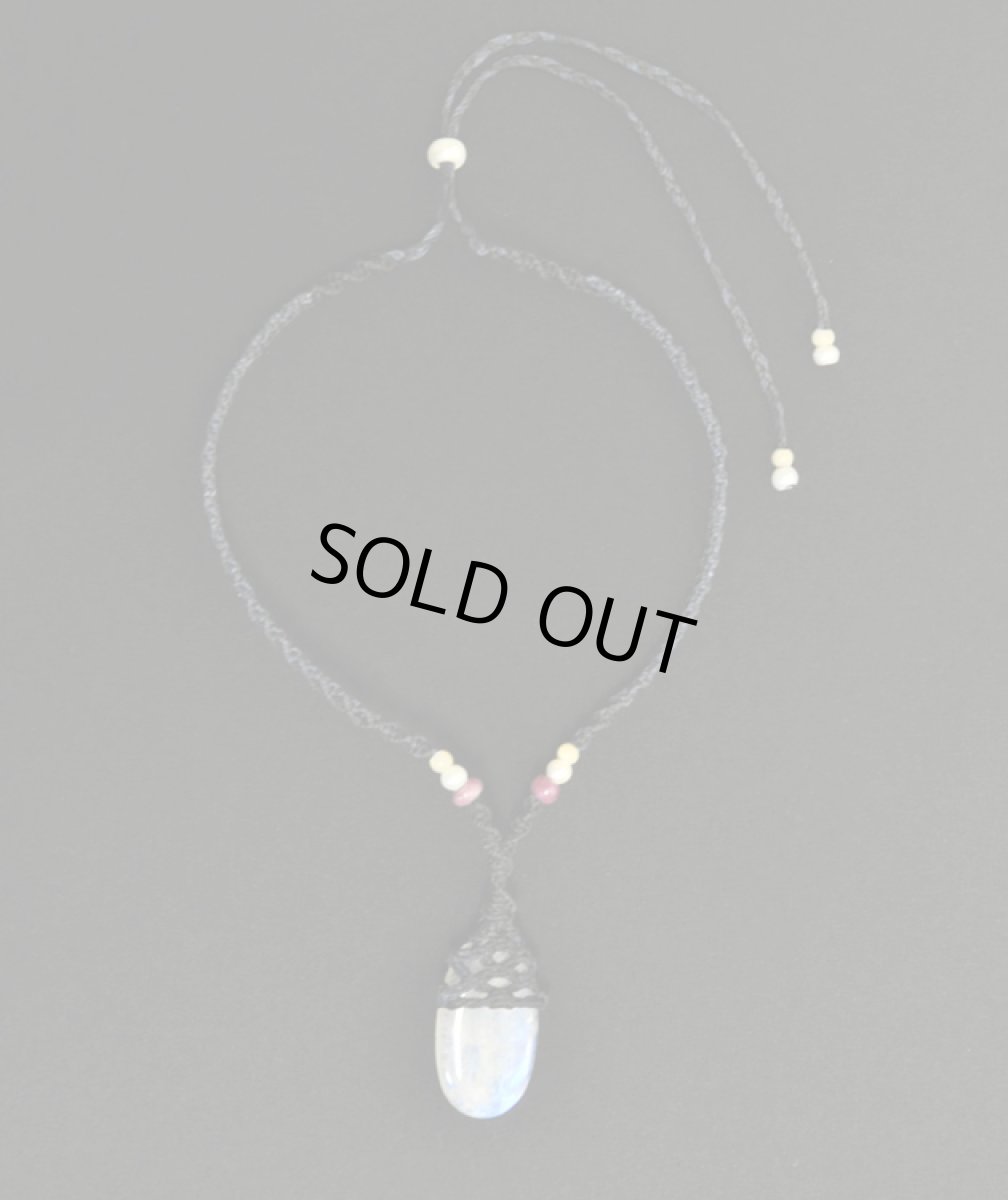 画像2: X-tribal「レインボームーンストーン・ルビービース・ネックレス」 (2)