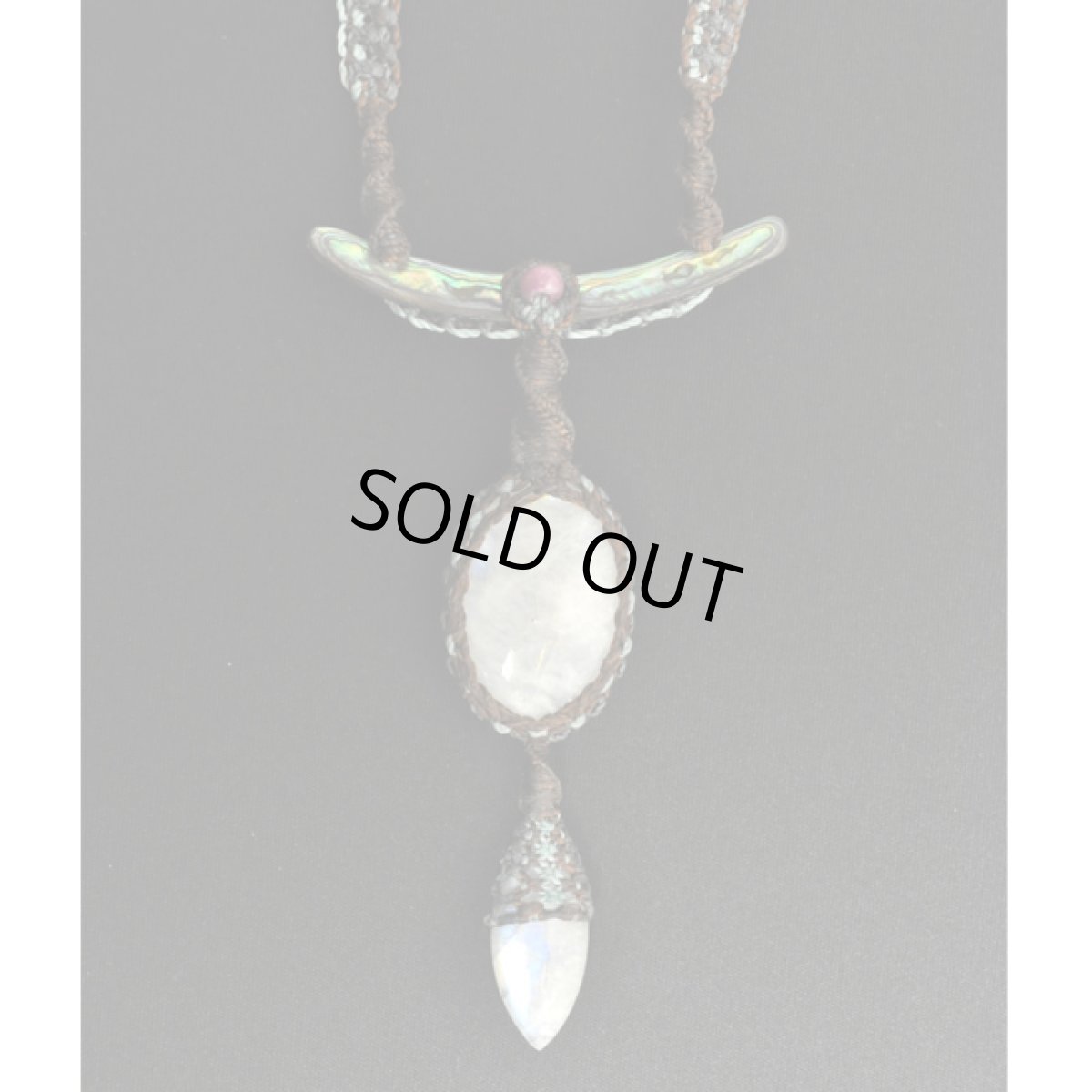 画像4: X-tribal「レインボームーンストーン・ヴィーナス・ネックレス」 (4)