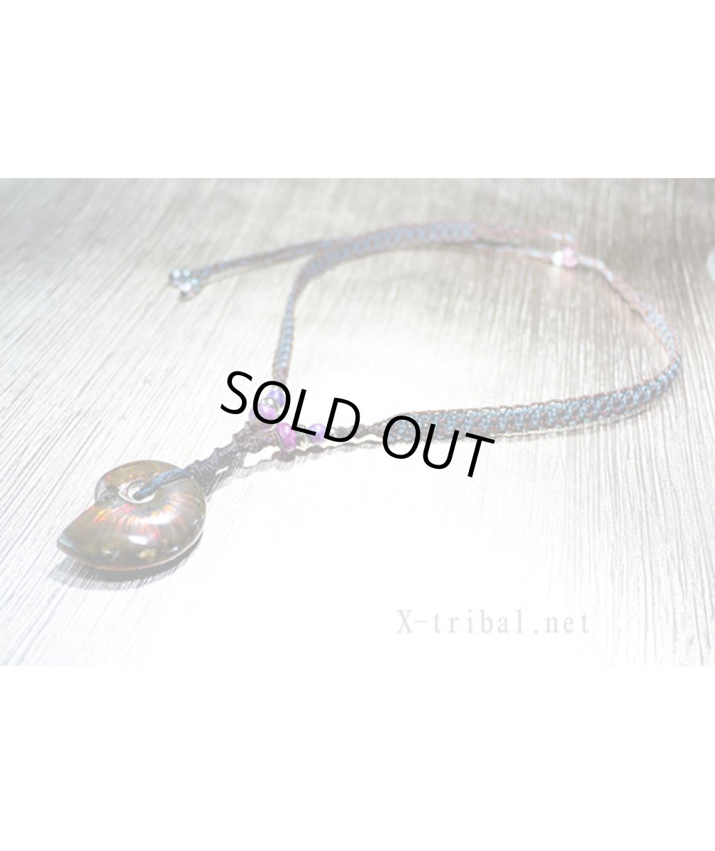 画像3: X-tribal「レインボーアンモナイト・ネックレス」 (3)