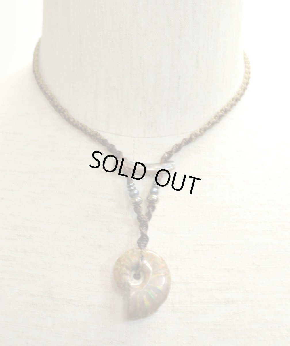 画像3: X-tribal「レインボーアンモナイト&パウアシェル・ネックレス」 (3)