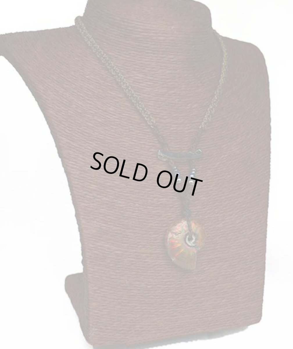 画像4: X-tribal「レインボーアンモナイト&パウアシェル・ネックレス」 (4)