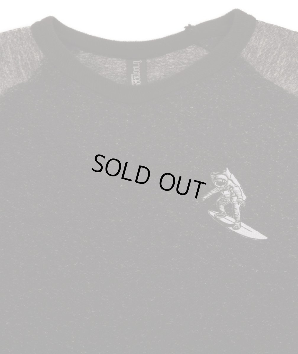 画像2: 【限定品】IMAGINARY FOUNDATION メンズ・クルーネックスウェット「Astrosurfer」 (2)