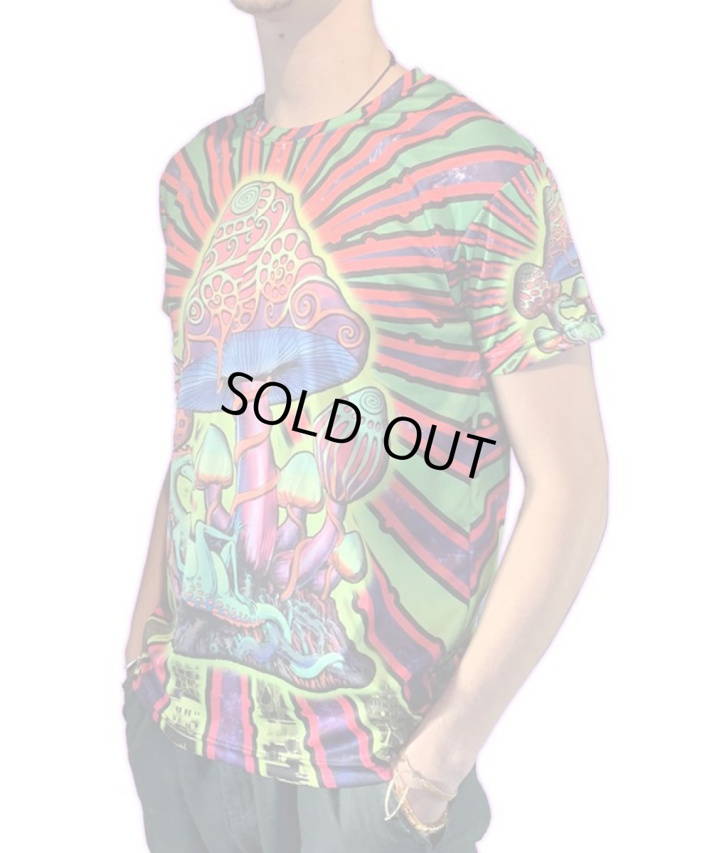 画像3: SPACE TRIBE メンズTシャツ 「Magic Shrooms」 (3)