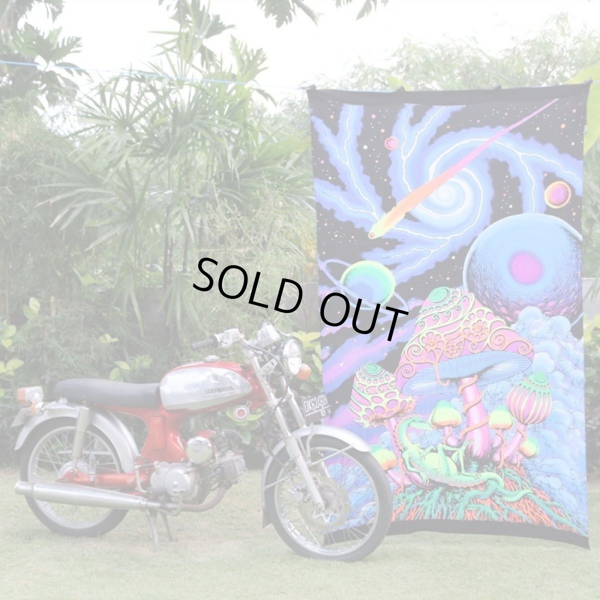 画像4: SPACE TRIBEバティック 1.2m × 2m「Cosmic Shrooms」 (4)