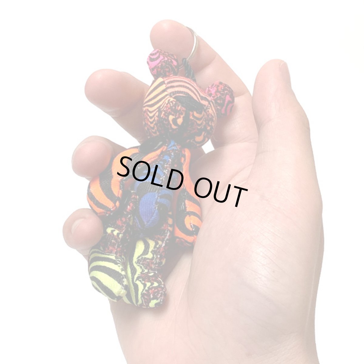 画像2: SPACE TRIBE - Techno Teddy キーホルダー「Rainbow Fractal」 (2)