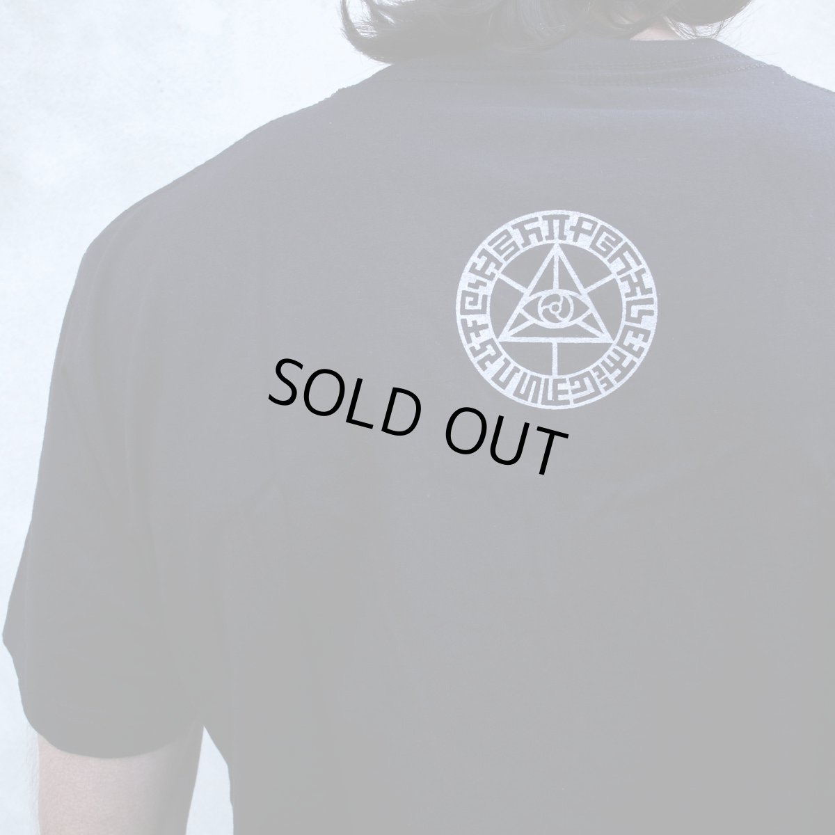 画像5: ALEX GREY  メンズ VネックTシャツ「Secret Writing ／ ブラック」 (5)