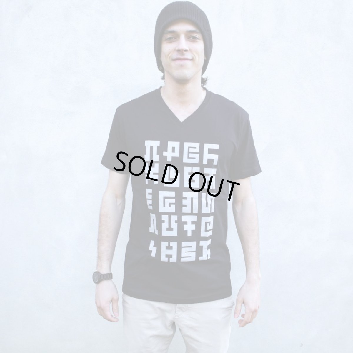 画像3: ALEX GREY  メンズ VネックTシャツ「Secret Writing ／ ブラック」 (3)