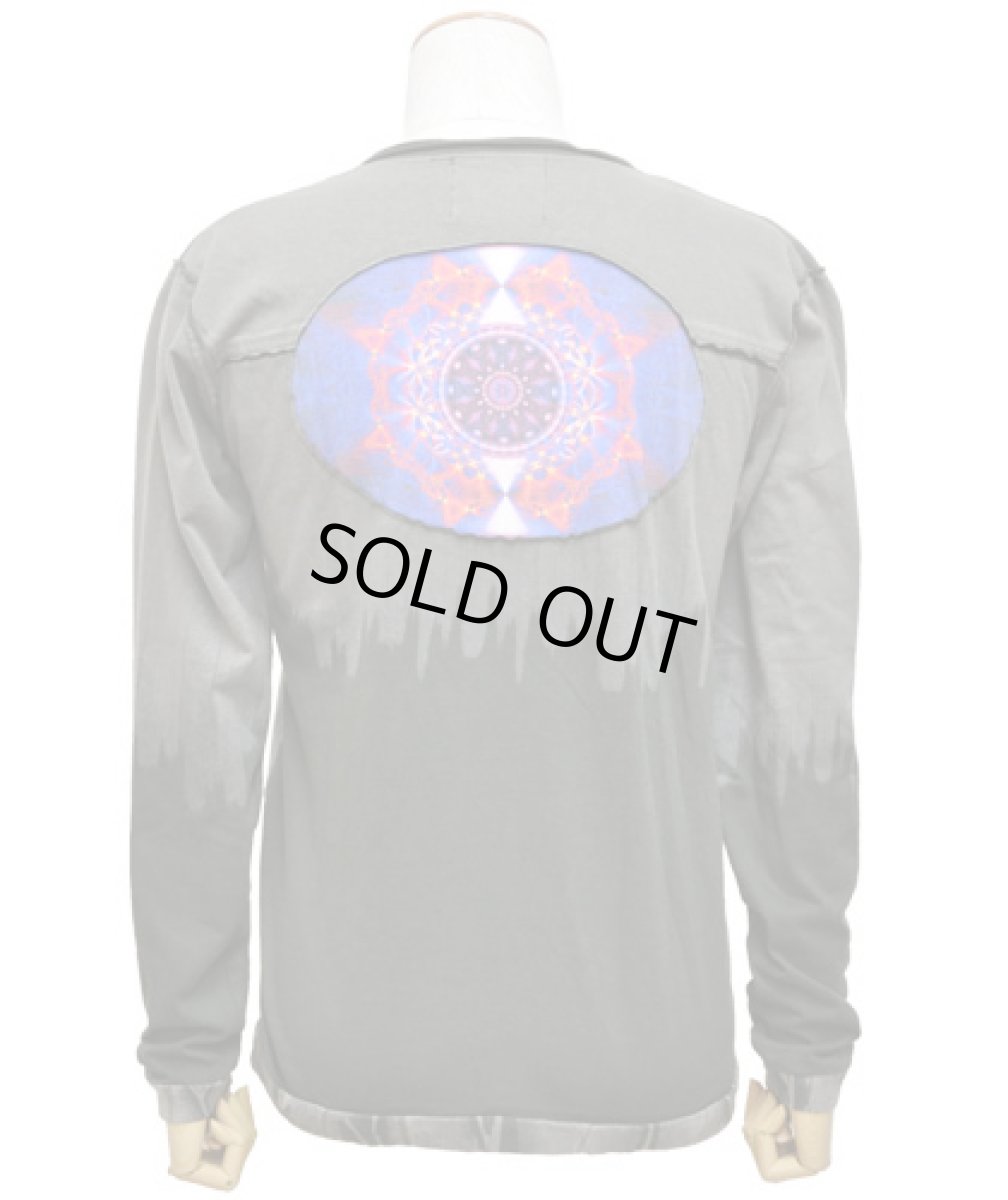 画像4: PUMAYANA メンズ・長袖カットソー「Activated DNA / グレー×グリーン」 (4)