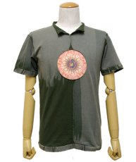 画像1: PUMAYANA メンズ・半袖Tシャツ/グレー×グリーン (1)