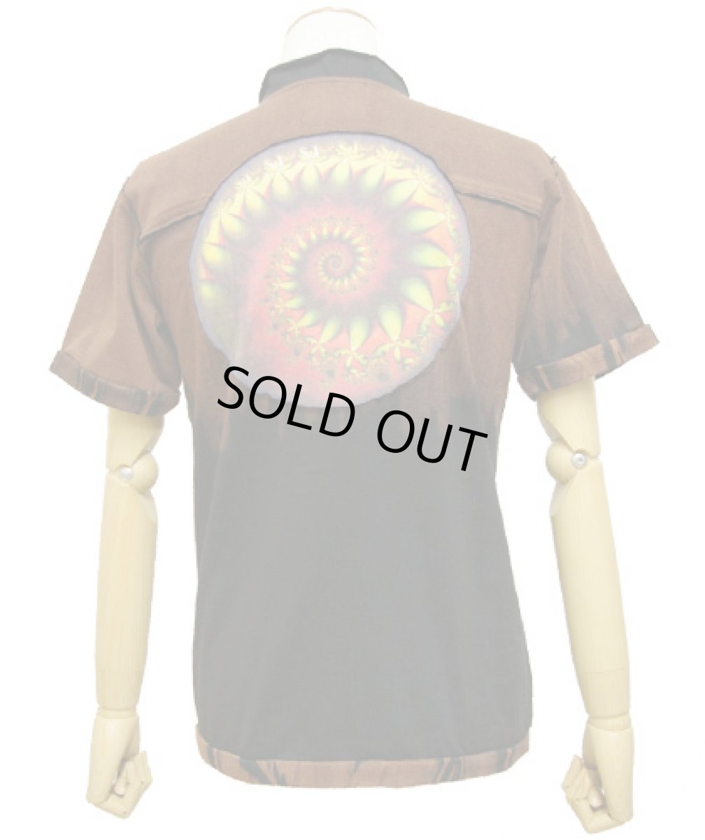 画像3: PUMAYANA メンズ・Vネック半袖Tシャツ「Yage/ブラウン×ブラック」 (3)