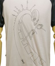 画像2: PLAZMAメンズTシャツ「GRIM LINES / サンド×スモーク」 (2)
