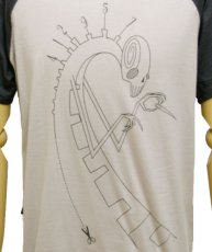 画像2: PLAZMAメンズTシャツ「GRIM LINES / サンド×スモーク」 (2)