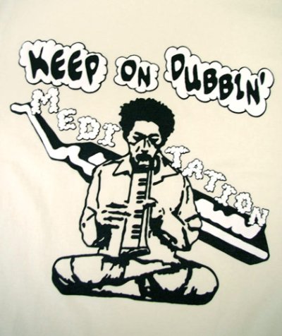 画像1: MANALIBREメンズTシャツ「KEEP ON DUBBIN'/ナチュラル」