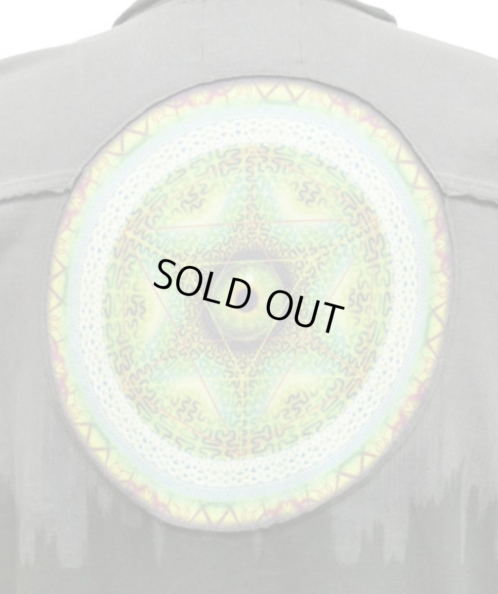 画像5: PUMAYANA メンズ・長袖カットソー「Nao / グレー×グリーン」 (5)