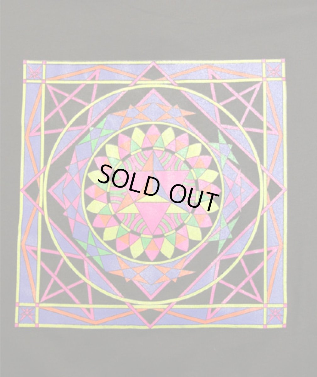 画像2: CHILL OUT PLANETメンズ長袖Tシャツ「Kaleidoscope /ブラック」 (2)