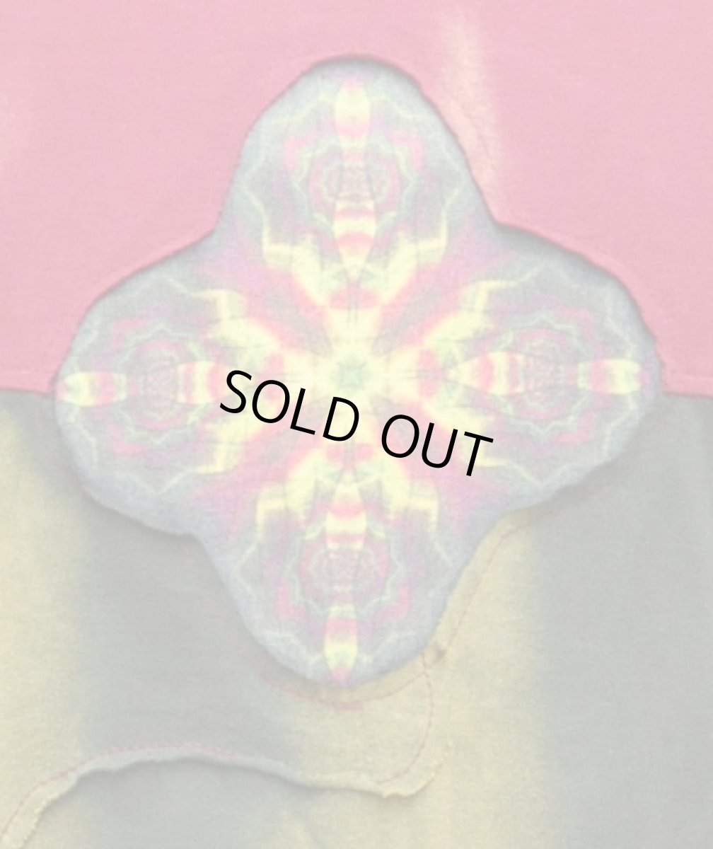 画像2: PUMAYANA メンズ・長袖カットソー「Anaconda / レッド×グリーン」 (2)