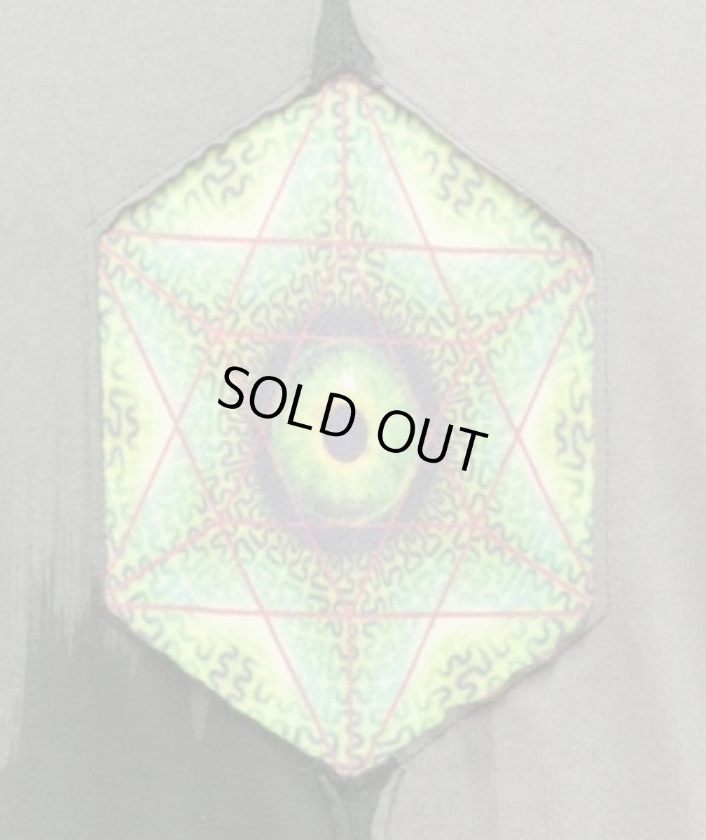 画像2: PUMAYANA メンズ・長袖カットソー「Nao / グレー×グリーン」 (2)